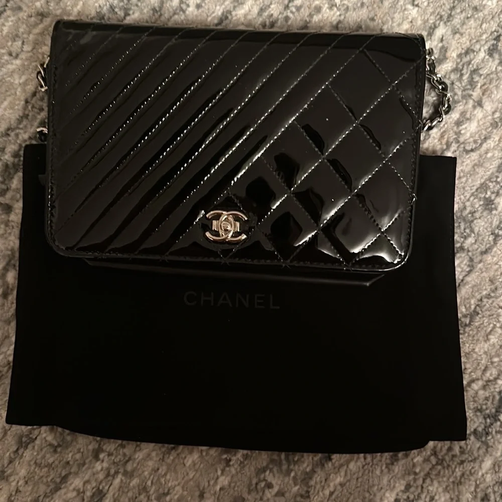 Chanel WOC - Picture 4 of 5